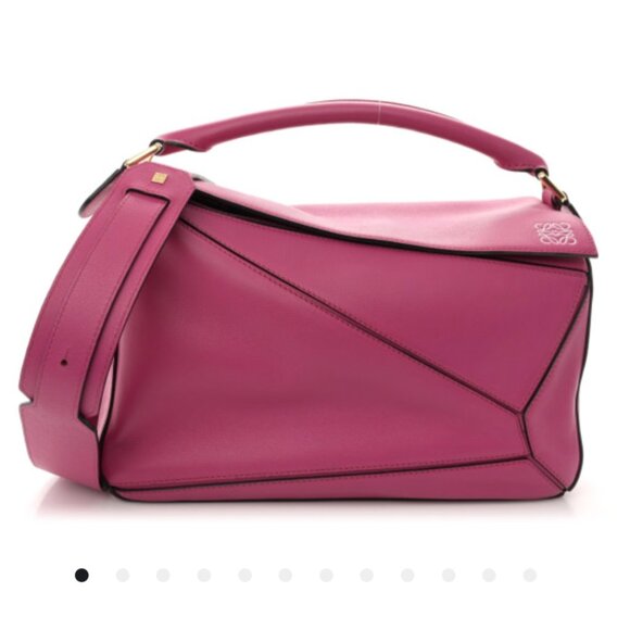 LOEWE Calfskin Leather Shoulder Crossbody Med Puzzle Bag in Fuchsia Pink Gold - Picture 1 of 12